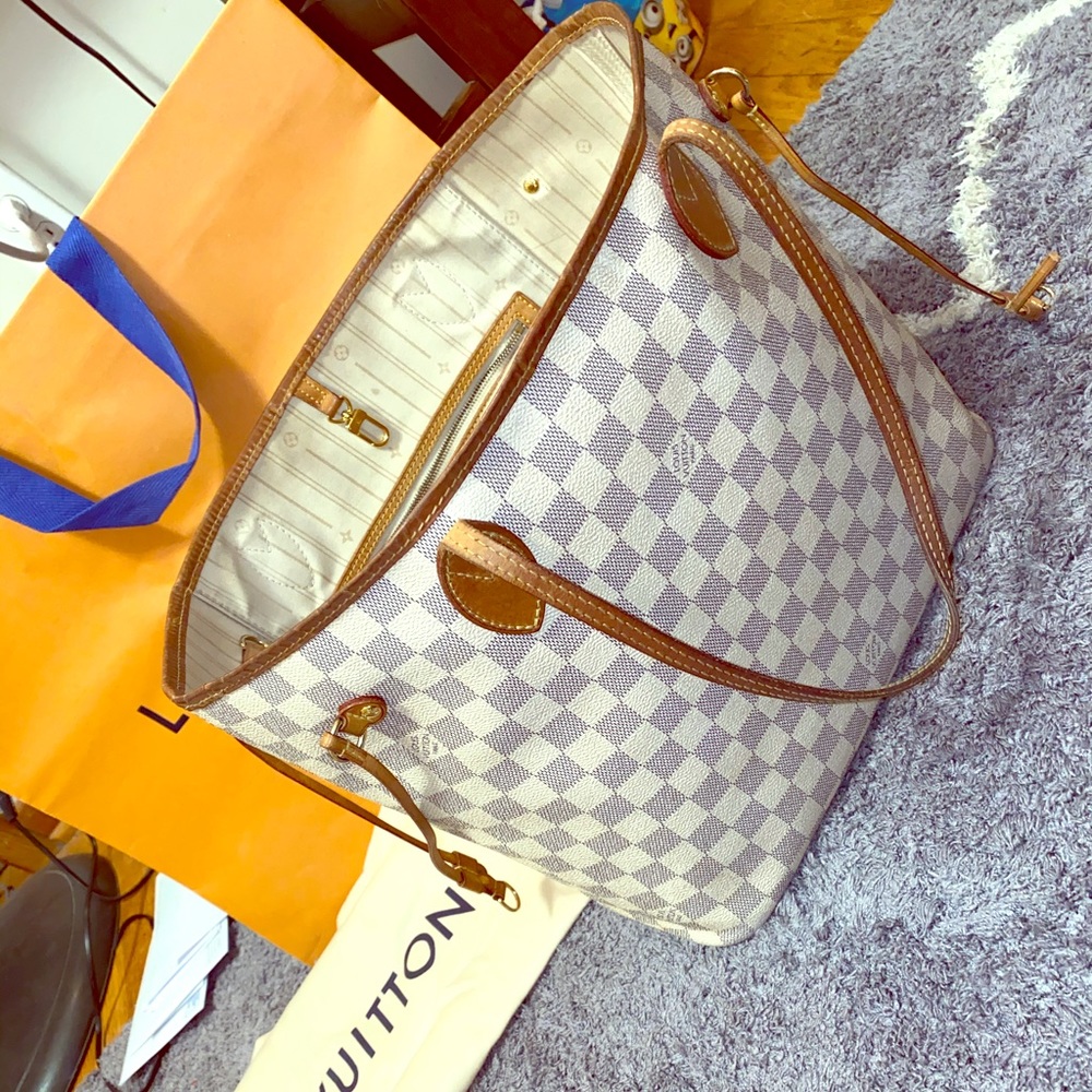 Louis Vuitton Neverfull MM